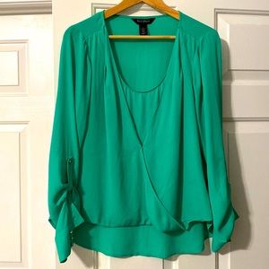 Like new!  WHBM beautiful green blouse